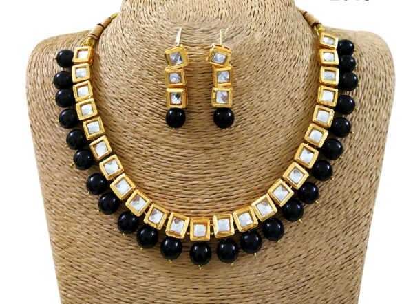 EGYPTIAN KUNDAN NECKPIECE - Image 4